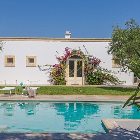 Td Dimora Del Giglio With Organic Garden With Pool Βίλα Ostuni Εξωτερικό φωτογραφία