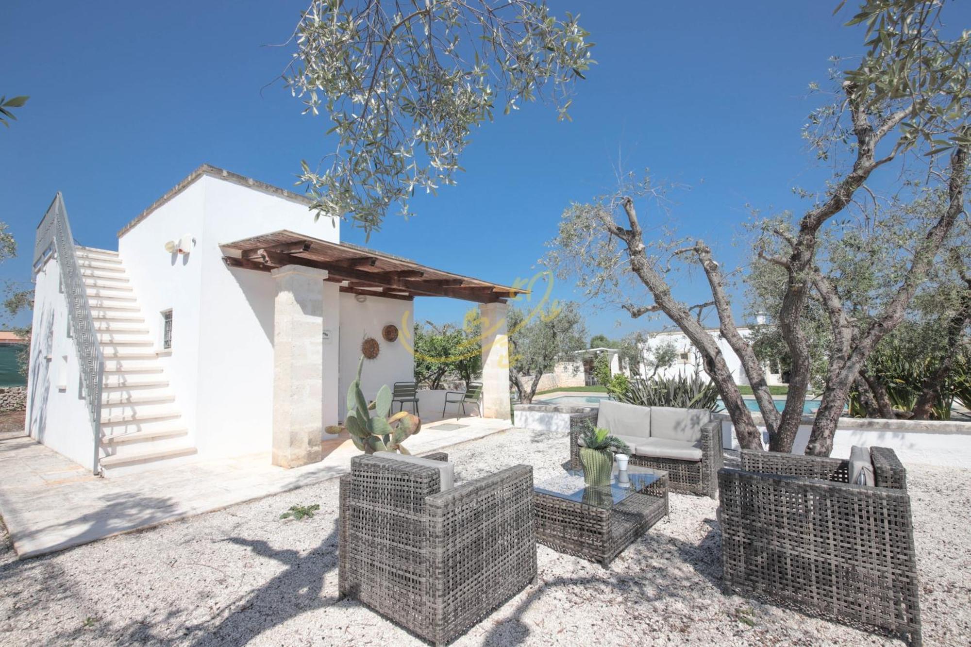 Td Dimora Del Giglio With Organic Garden With Pool Βίλα Ostuni Εξωτερικό φωτογραφία